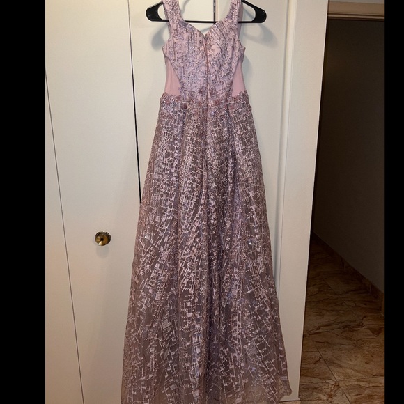 CATWALK COUTURE Lilac Evening Gown From Lebanon - Picture 6 of 9